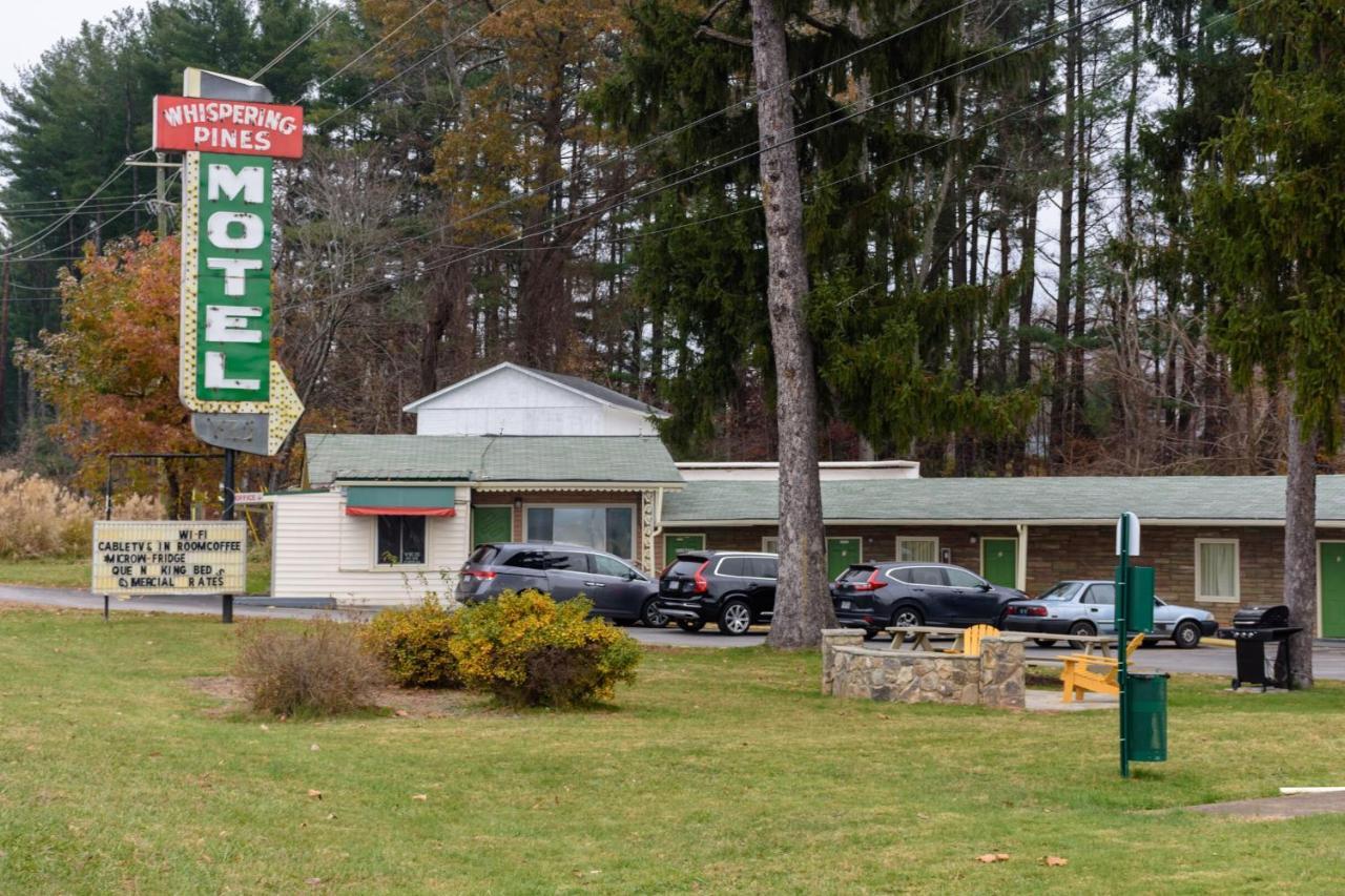 Whispering Pines Motel - Άσβιλ Εξωτερικό φωτογραφία